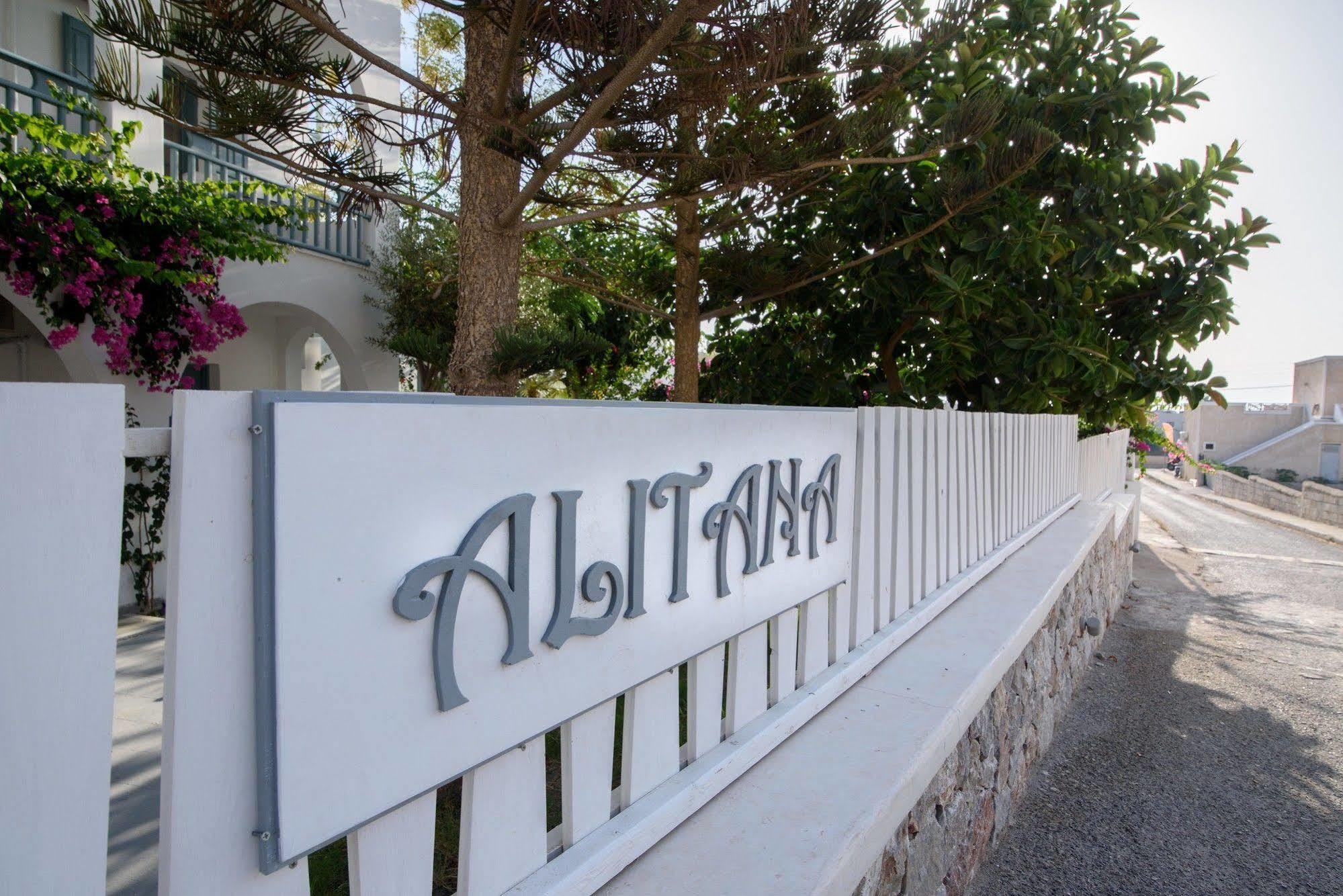 Iris Boutique Hotel Kamári Exterior foto